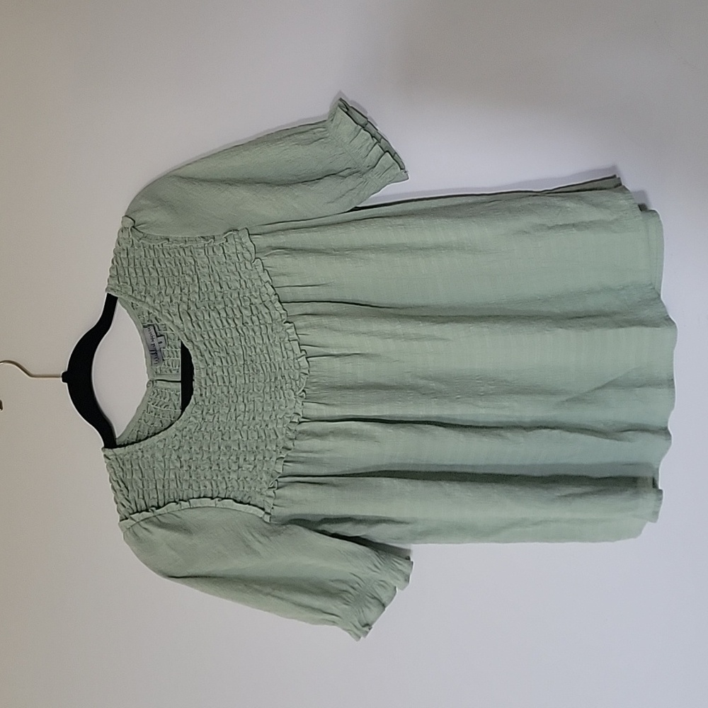 Green textured shirt